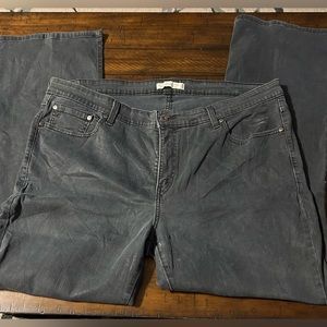 12. Levis Perfectly Shaping Boot Cut‎ 512 Jeans